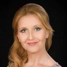 Ági Kökényessy
