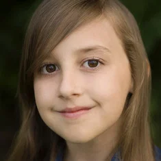 Kaia Oz