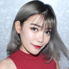 Stella Lee