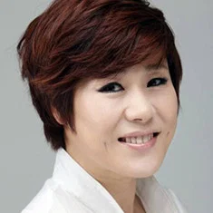Shin Hyo-bum
