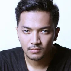 Ihsan Tarore