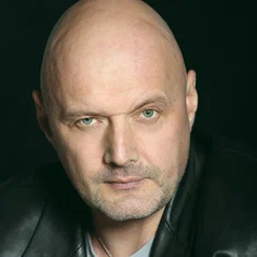Дмитрий Артаев