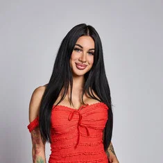 BellaM Hircakova