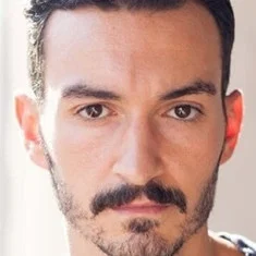 Derek Viveiros