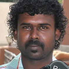 Zoom Ravi