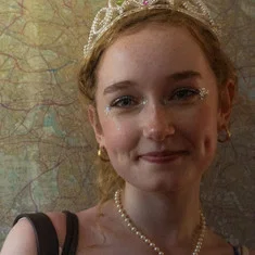 Caoimhe Honey Medlycott
