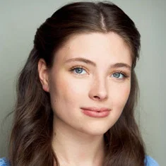 Lizzy Cenicola