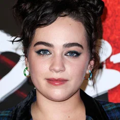 Mary Mouser