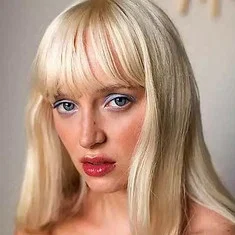 Karina Kolokolchykova