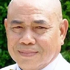 Puang Kaewprasert