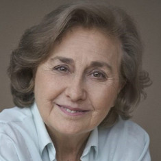 María Teresa Altés