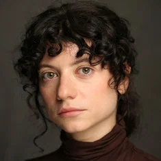 Laura Ubach