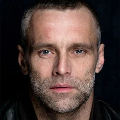 Дмитрий Лавров