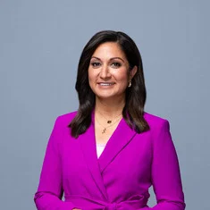 Amna Nawaz