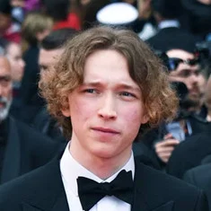 Dashiell Upton