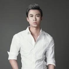 Hồ Việt Trung