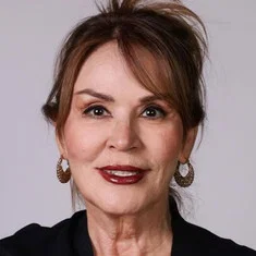 Nurhan Özenen