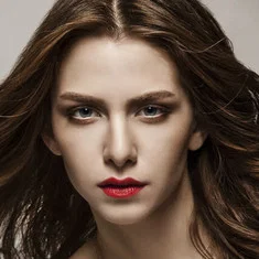 Ezgi Asaroğlu