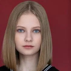 Lilith Max