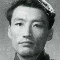Yandong Xue