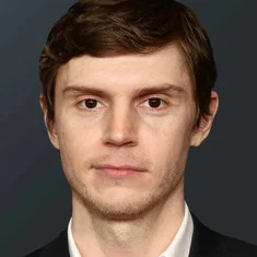 Эван Питерс