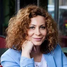 Rozina Kostani