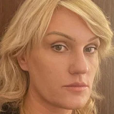 Cinzia Bomoll