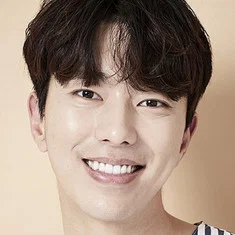 Yoon Hyun-min