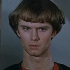 Андрей Николаев