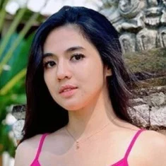 Una Putri