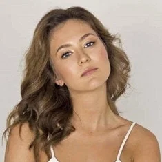 Яна Гладких