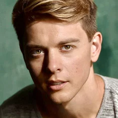 Chad Duell