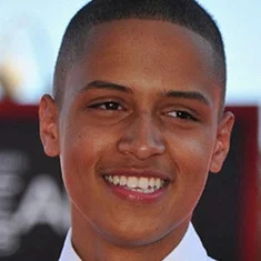Solomon Glave