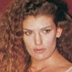 Mercedes Lynn