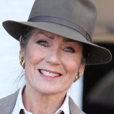 Lorraine Chase