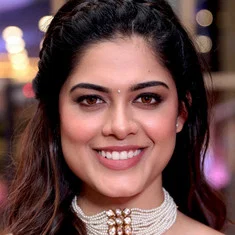 Asha Bhat