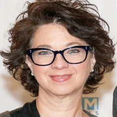 Melanie Marnich
