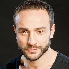 Manuel Maestro