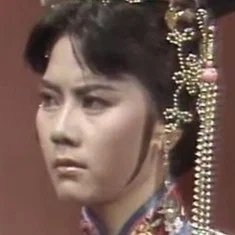 李映彤