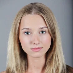 Евгения Глотова
