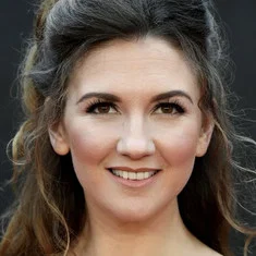 Summer Strallen