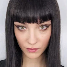 Лера Абова