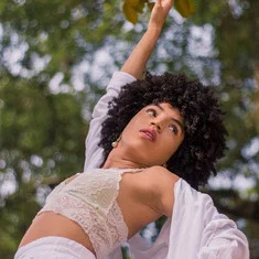 Elizândra Souza