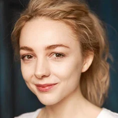 Анна Неверова