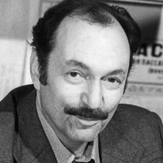 Аркадий Адамов