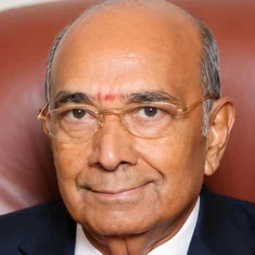 M. Kumaran