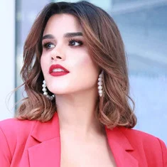 Clarissa Molina