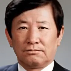 Kim Shi-hyeon
