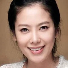 Lee Ja Young