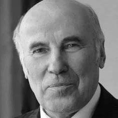 Михаил Высоцкий